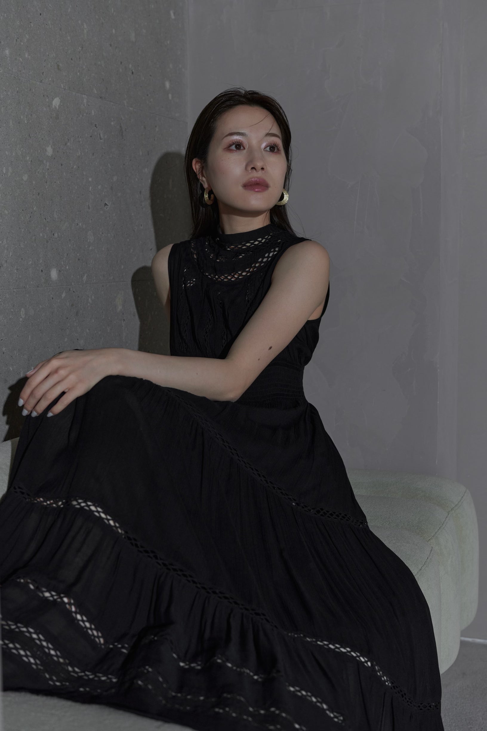 Yoke lace tiered dress