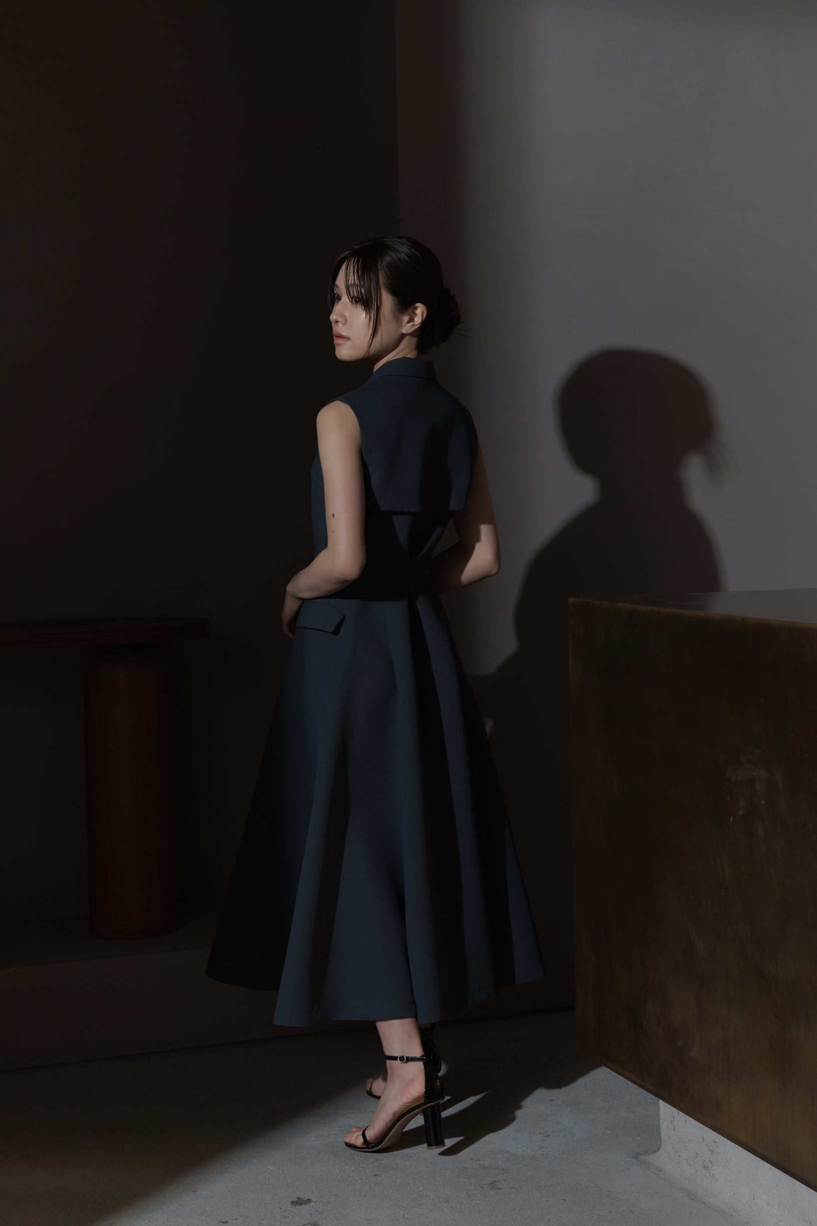 Sleeveless Coat Dress ローブブラン Sleeveless Coat Dress – L'AUBE BLANC