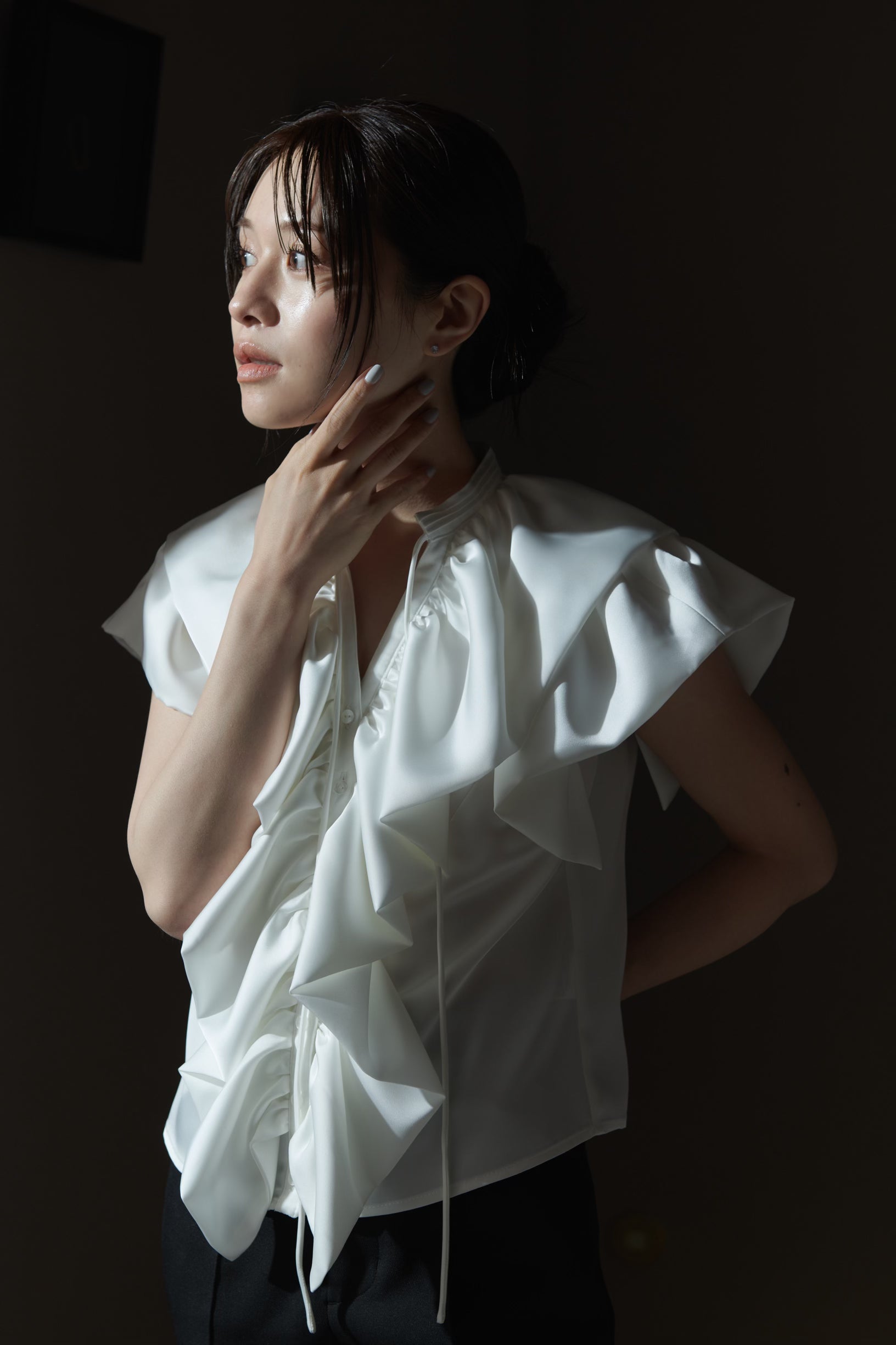 L'AUBE BLANC Raffle Satin Blouse サテン リボン Raffle Satin Blouse