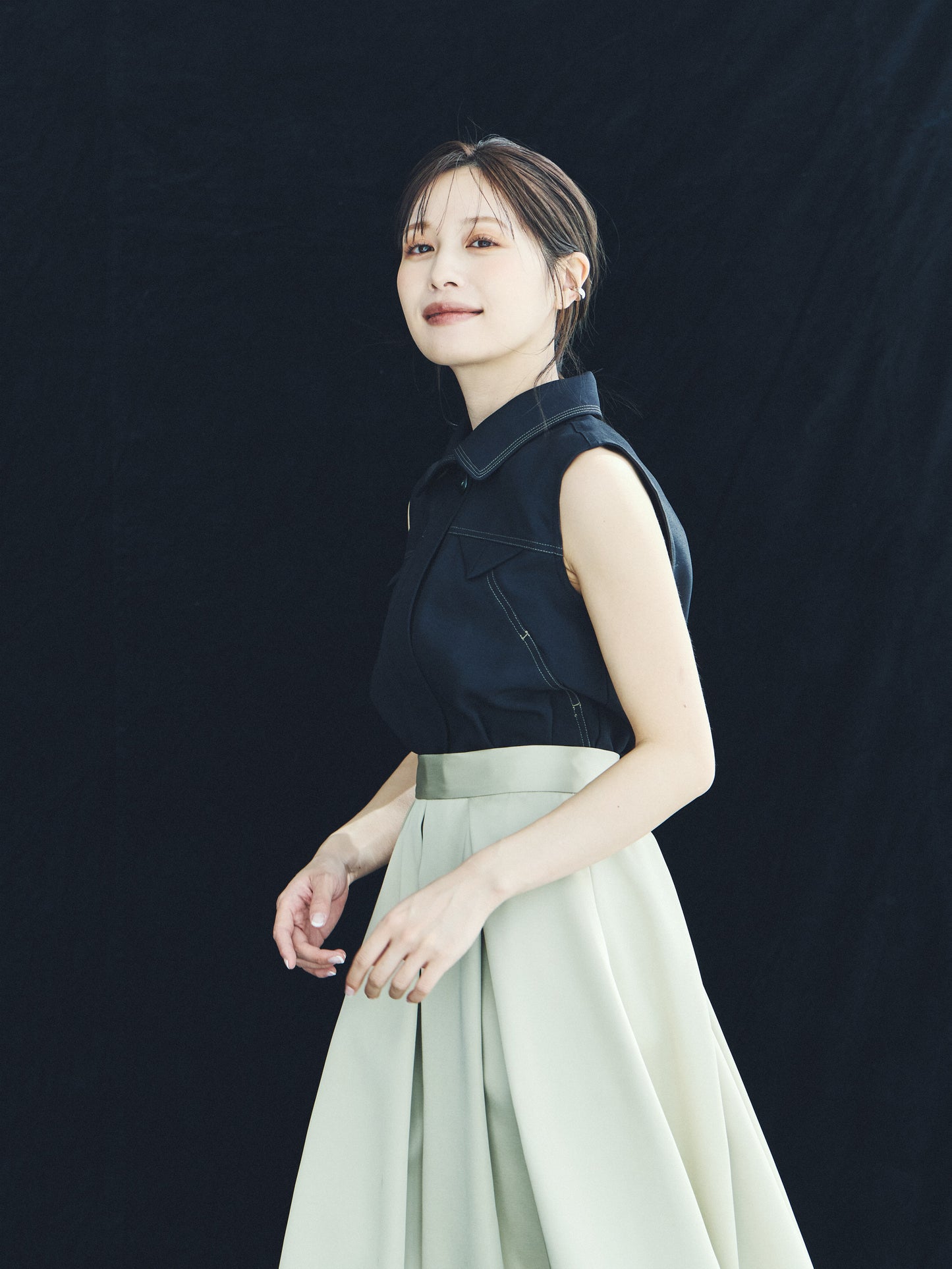 Arc Tuck Balloon Skirt