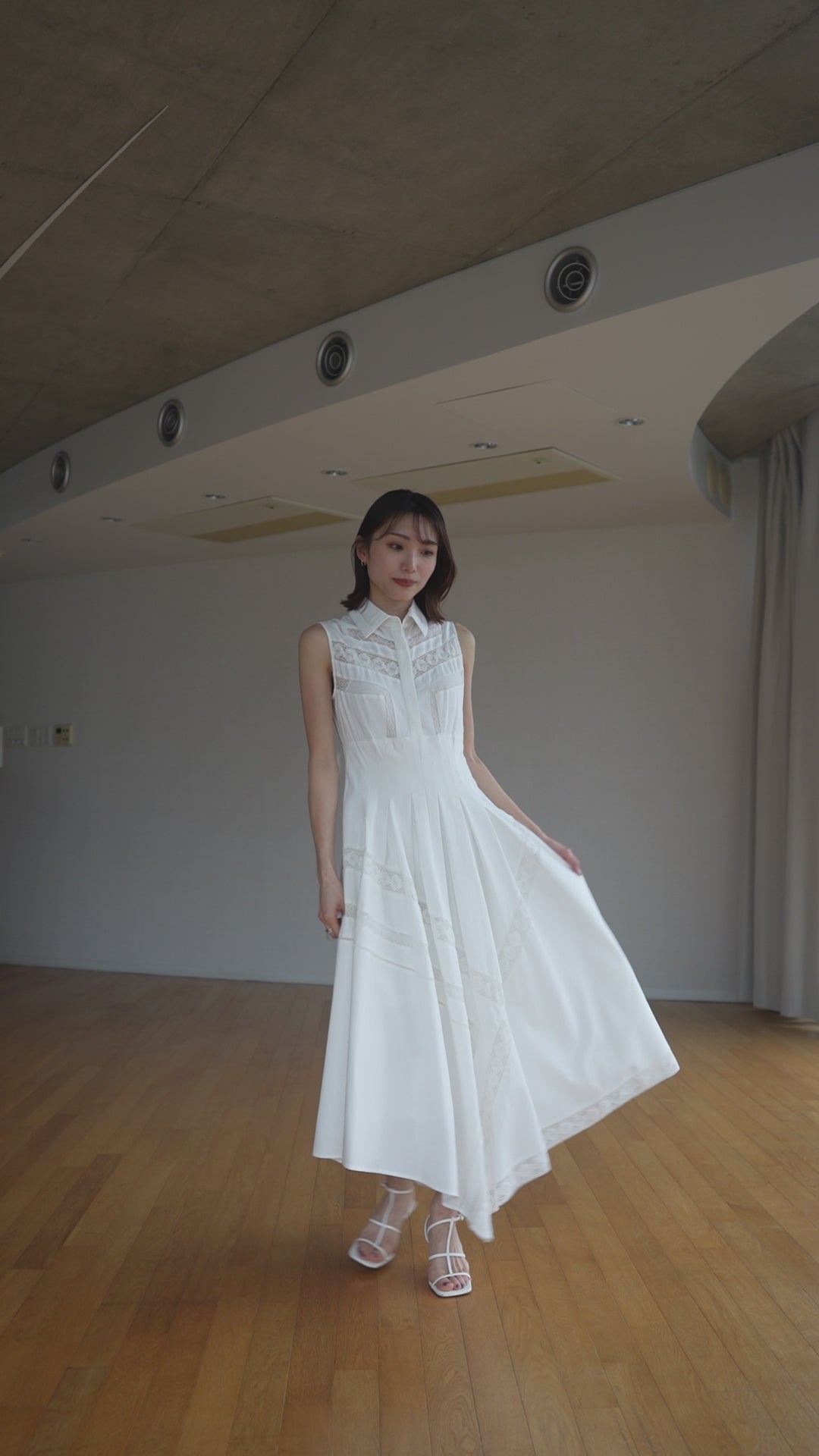 Asymmetric Lace Panel Dress – L'AUBE BLANC