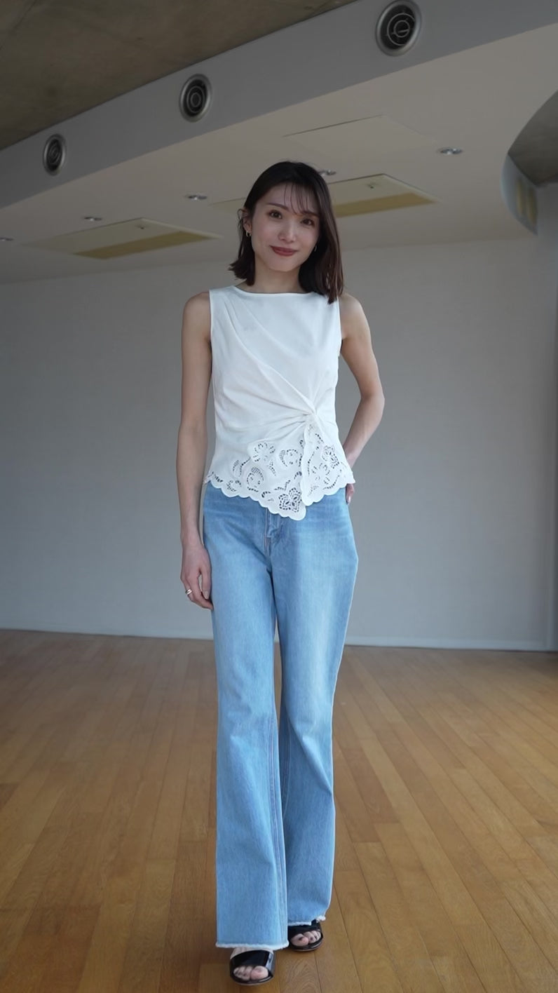 最初値下げlaubeblanc Orchid Cutwork Twist Top Orchid Cutwork Twist Top
